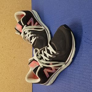New Balance Womans 790v6 Speed Ride size 9